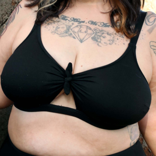 Hubba Hubba Bralette - Black
