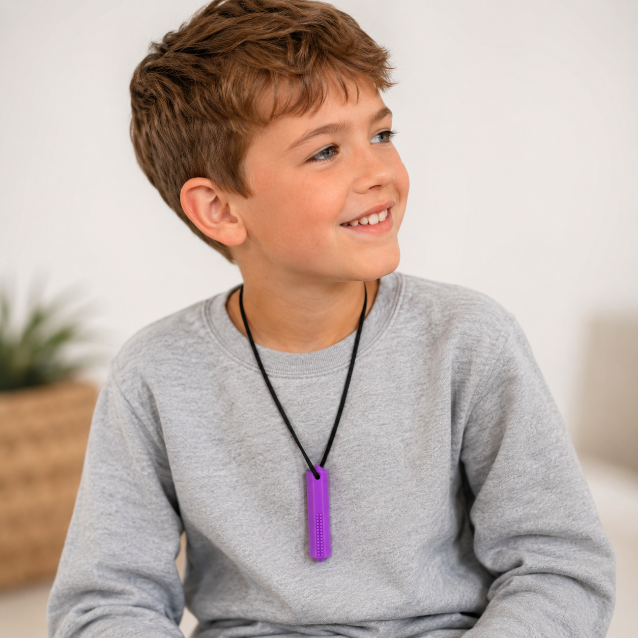 Sensory Chewable Necklace (Crystal)