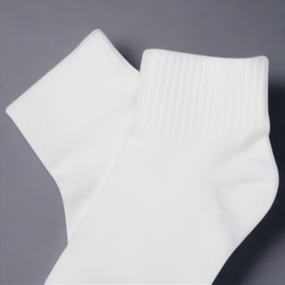Jefferies Socks Low Seam Quarter Non-Cushion Socks - White